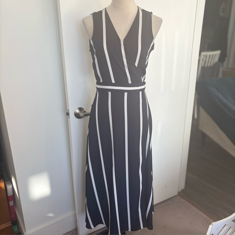 Witchery black and white striped wrap dress - Picture 4 of 10